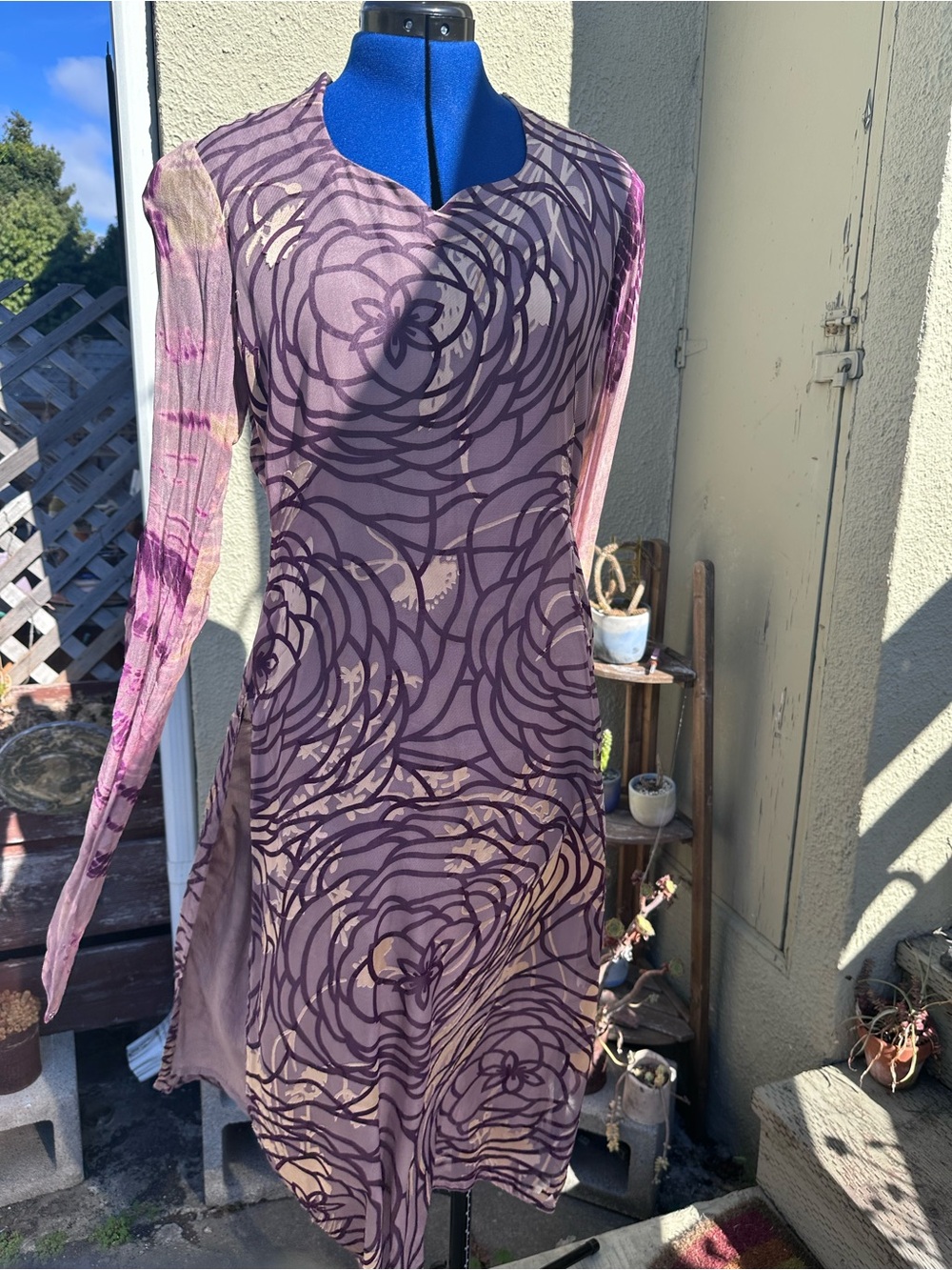 Vintage Floral Silk Long-Sleeve Dress in Mauve - Picture 11 of 11